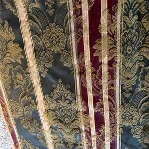 Elegant Croscill Shower Curtain Burgundy Gold Floral Excellent Townhouse